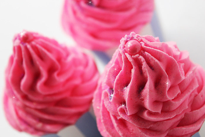 BombShell Cupcake Bath Bomb - New York's Bathhouse