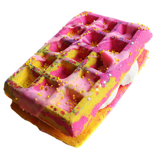 Cranberry Peach & Vanilla Waffle Sandwich Bath Bomb+ Bubble Bar - New York's Bathhouse